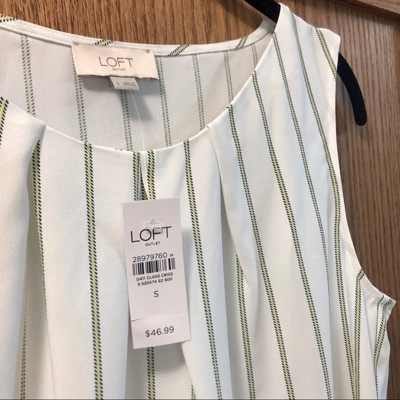 LOFT Outlet Pleated Neck Shell - Picture 4 of 10